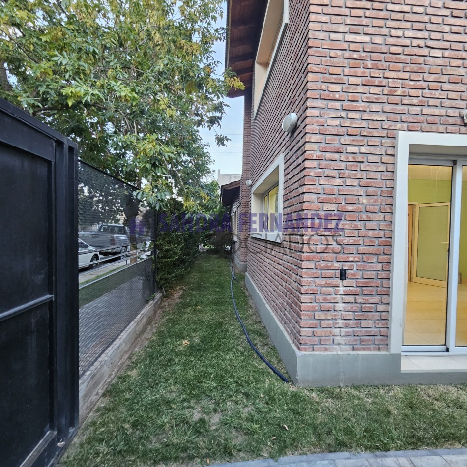 Rio Negro. Cipolletti. Venta. Casa en planta baja 3 dormitorios (suite) 