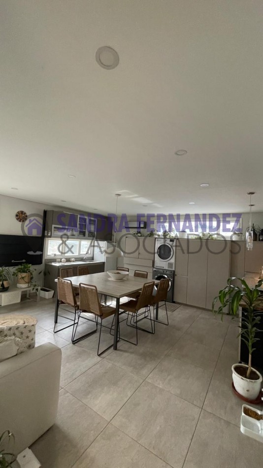 Neuquen. Alquiler Departamento 3 dormitorios amoblado o sin muebles