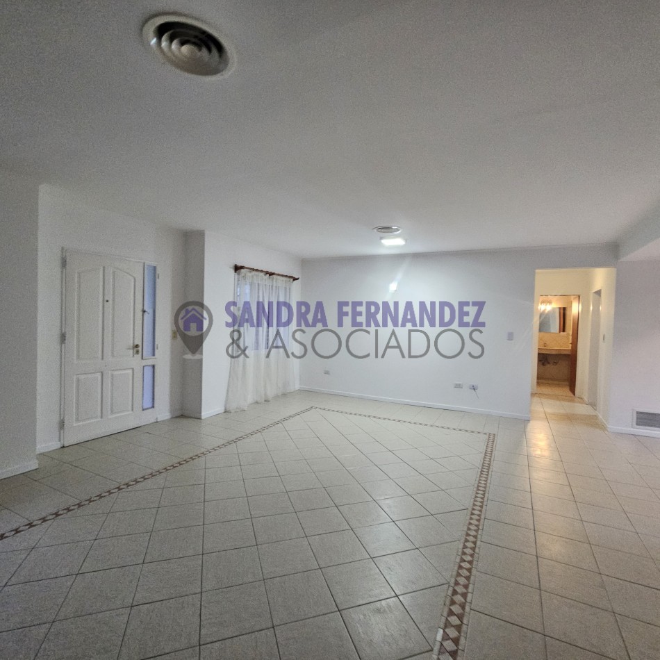 Neuquen. Venta Casa 2 dormitorios (suite) en una sola planta. Barrio Rincon Club de Campo