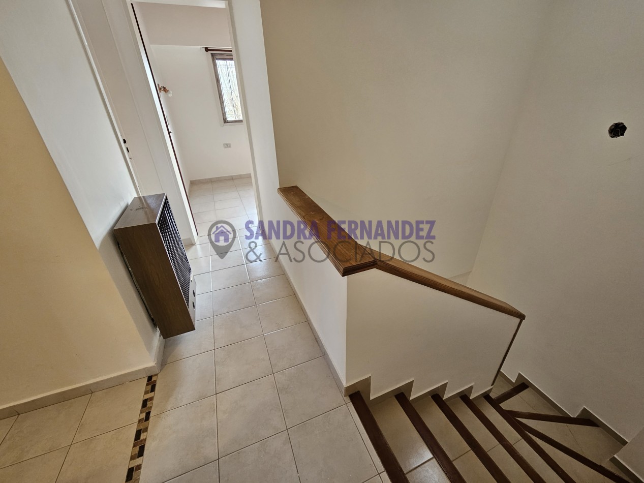 Neuquen. Alquiler. Duplex 3 dormitorios. Barrio Maria Auxiliadora