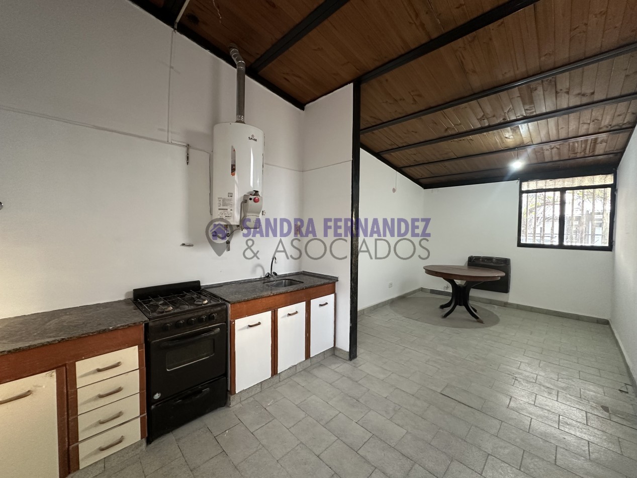 Neuquen Alquiler Casa 2 dormitorios en Barrio Limay