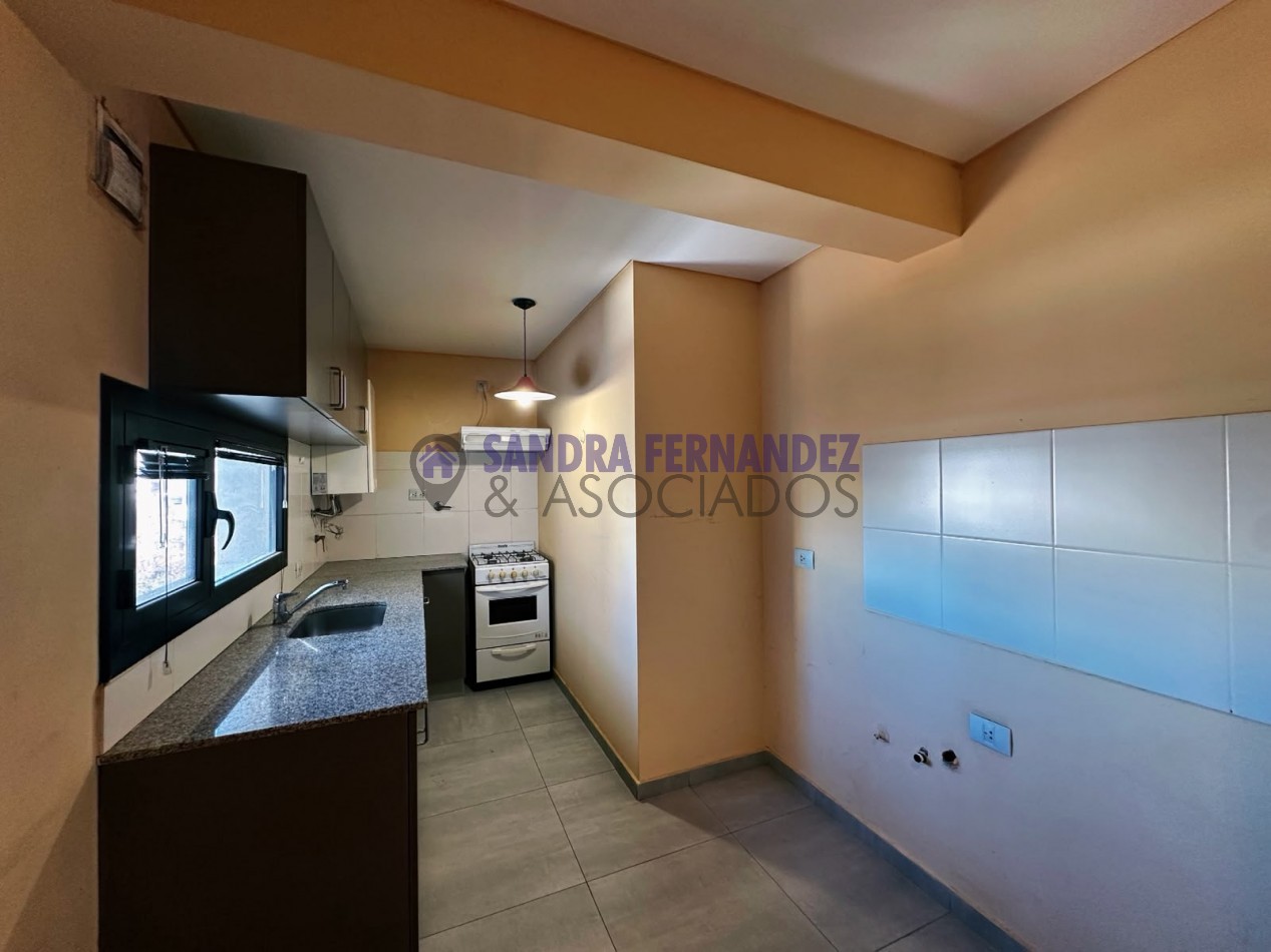 Rio Negro Cipolletti Venta Departamento 2 dormitorios con cochera