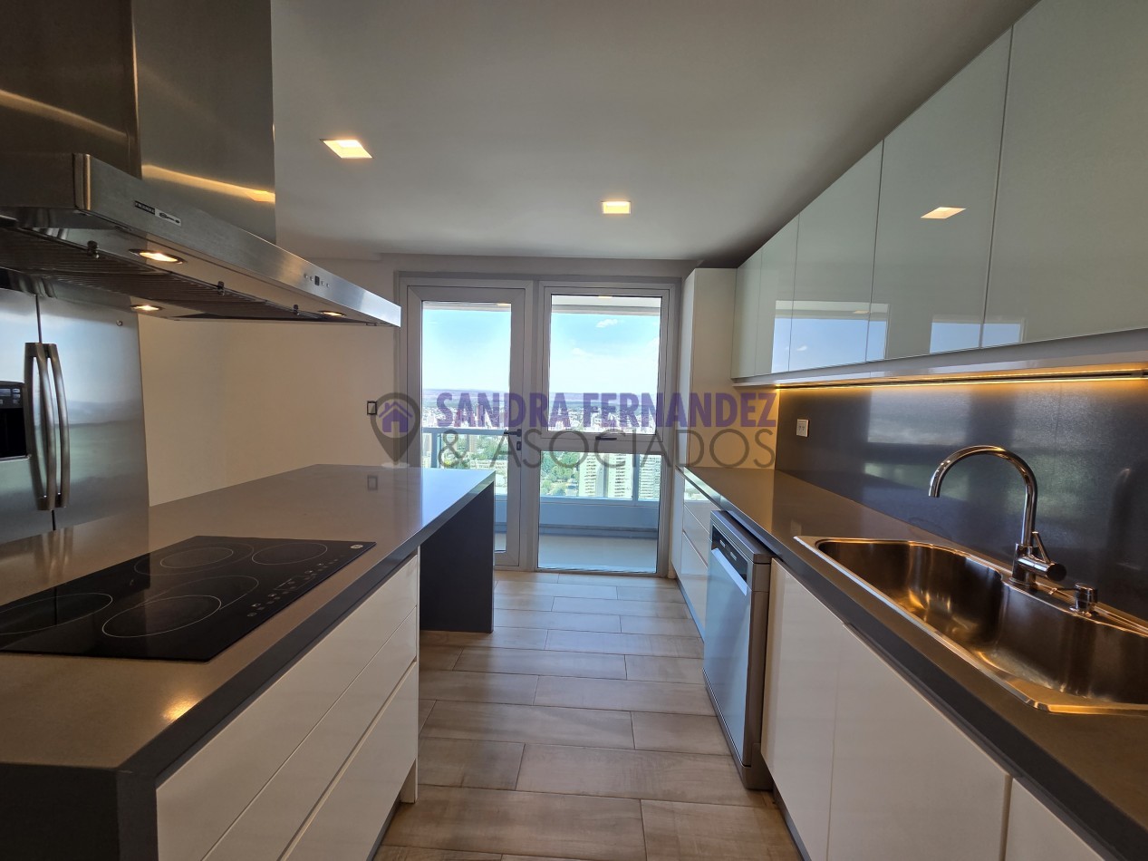 Neuquen. Alquiler NIVEL GERENCIAL Departamento  Semipiso 3 dorm