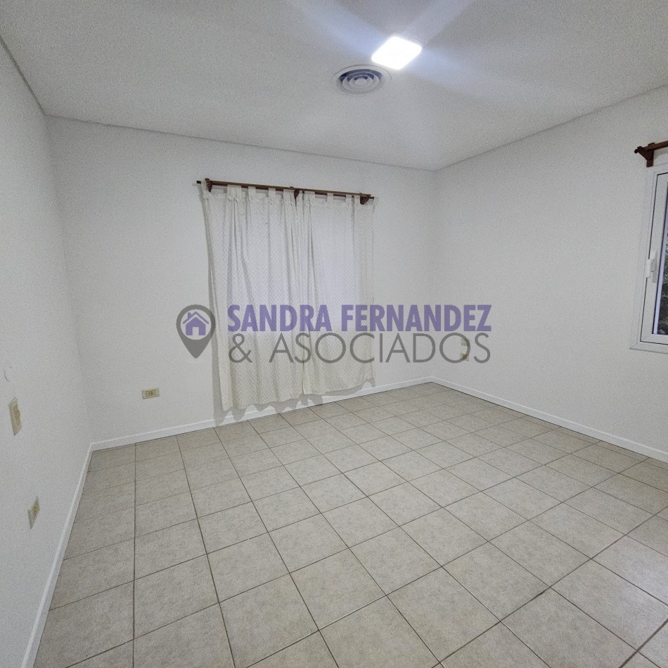 Neuquen. Venta Casa 2 dormitorios (suite) en una sola planta. Barrio Rincon Club de Campo