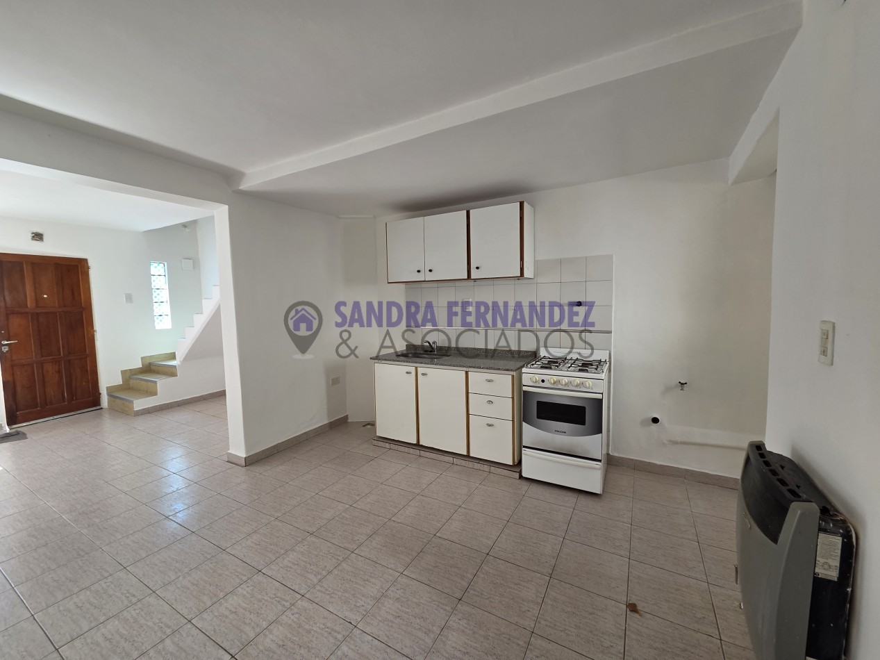 Neuquen Alquiler Duplex 2 dormitorios B° 14 de Octubre