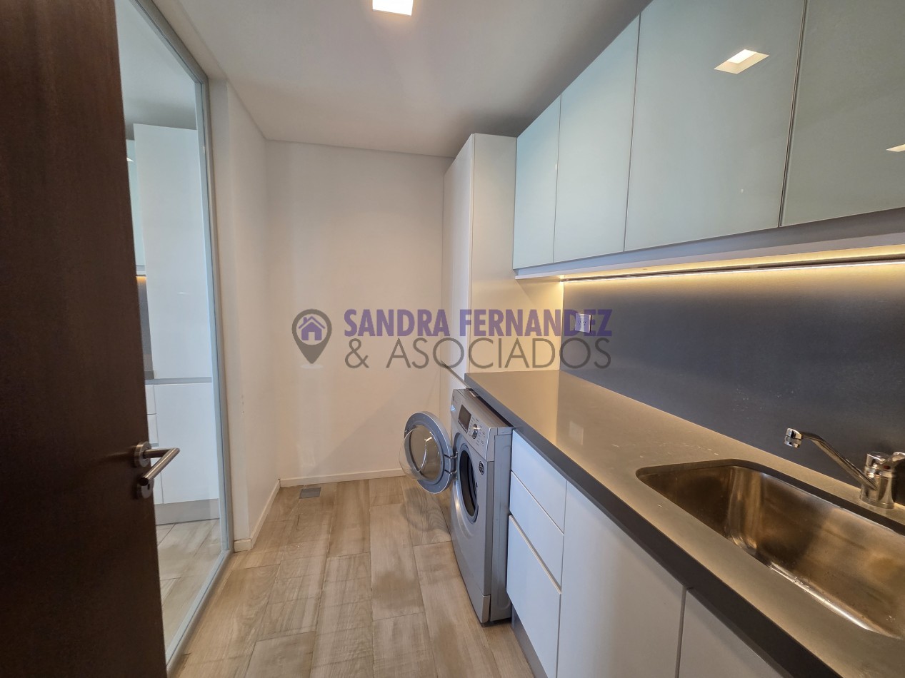 Neuquen. Alquiler NIVEL GERENCIAL Departamento  Semipiso 3 dorm