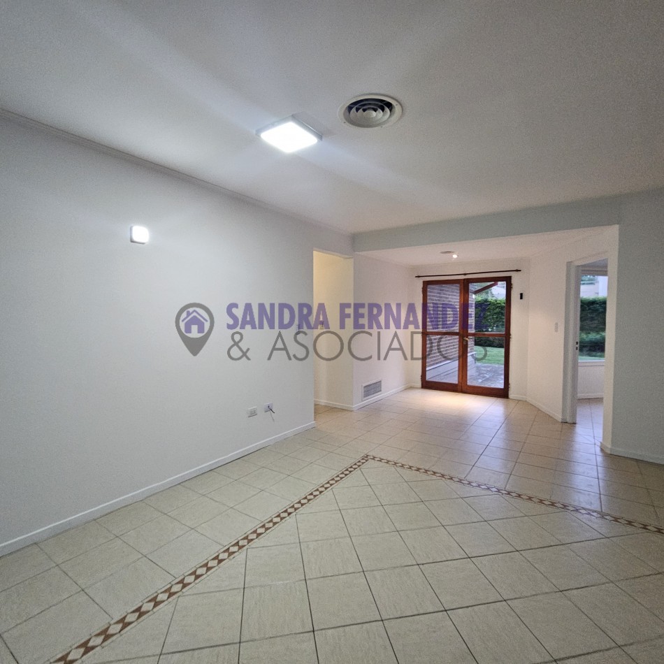 Neuquen. Venta Casa 2 dormitorios (suite) en una sola planta. Barrio Rincon Club de Campo