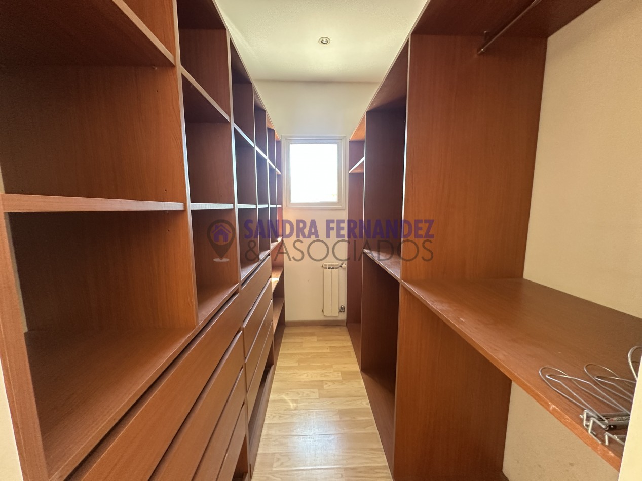 Rio Negro Cipolletti Casa 4 dormitorios Barrio Manzanar 7