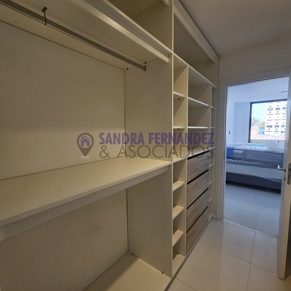 Neuquen Alquiler A ESTRENAR Semipiso departamento 2 dormitorios en suite C/vestidor. Cochera Centro ciudad de Neuquen