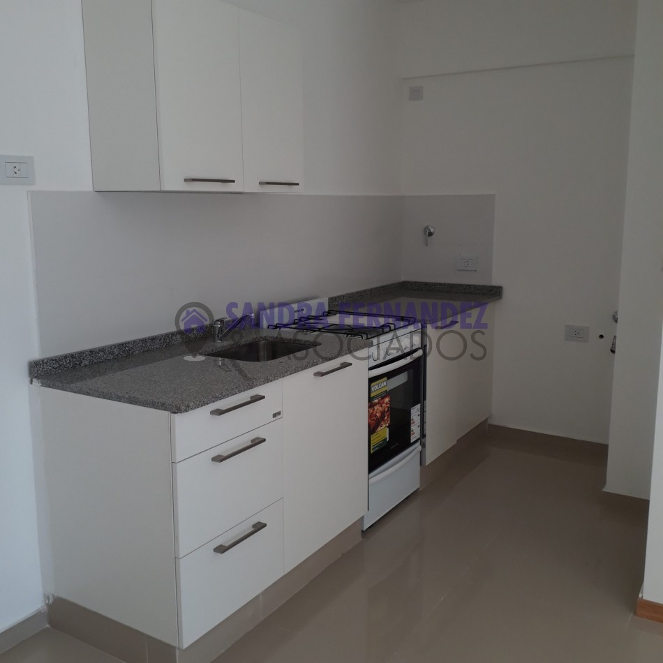 Neuquen Venta Departamento sin cochera centro de la ciudad de Neuquen. Cercano a Universidad del Comahue (UNCO)