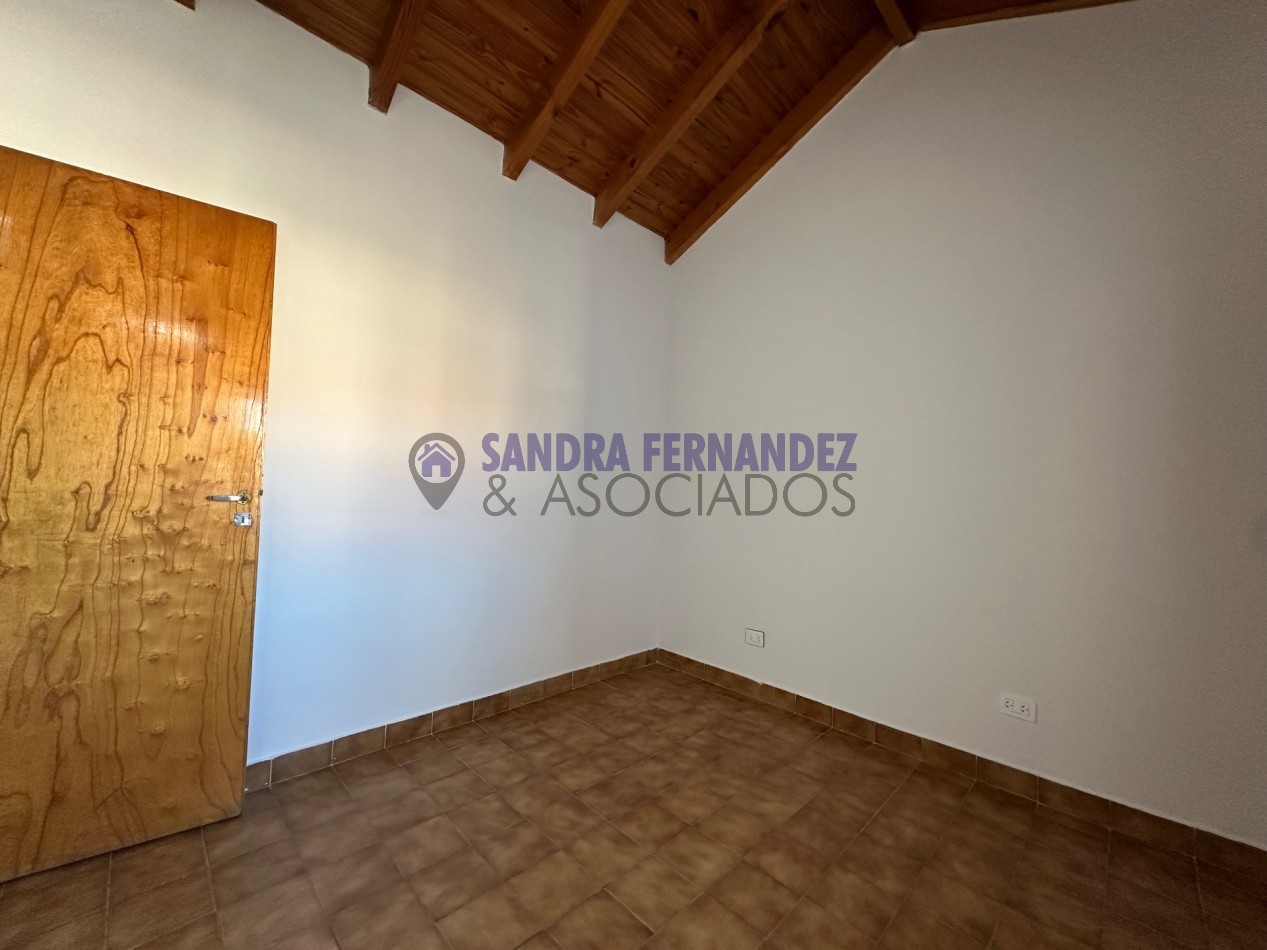 Neuquen Alquiler Departamento en Complejo en 1° piso sin cochera