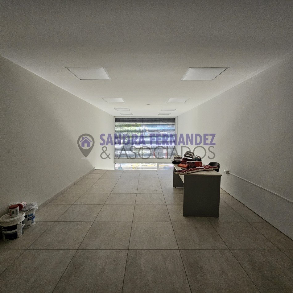 Neuquen Local Comercial en zona Bancaria 