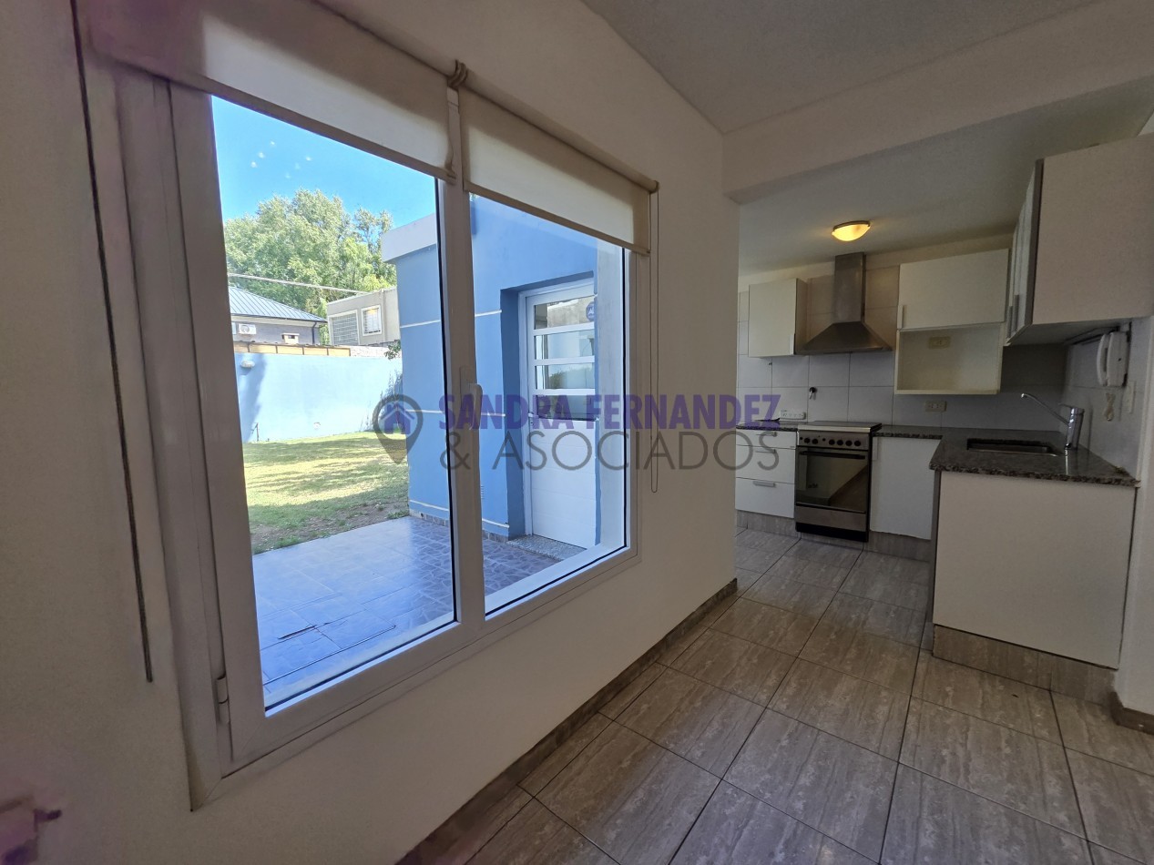 Neuquen Alquiler Duplex 3 dormitorios(suite) Jardines del Rey