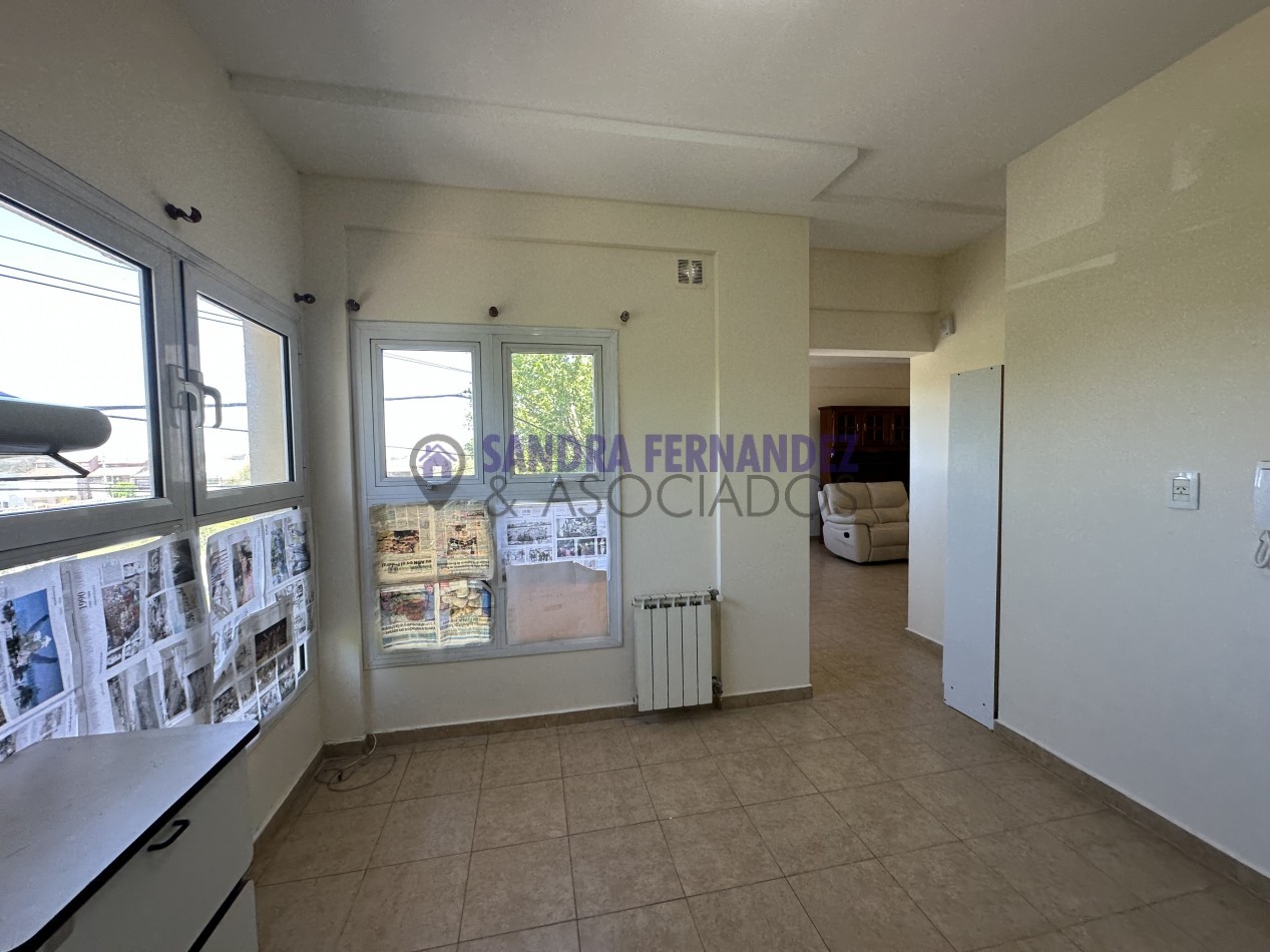 Neuquen Venta Santa Genoveva Departamento 2 dormitorios. Cochera Baulera 
