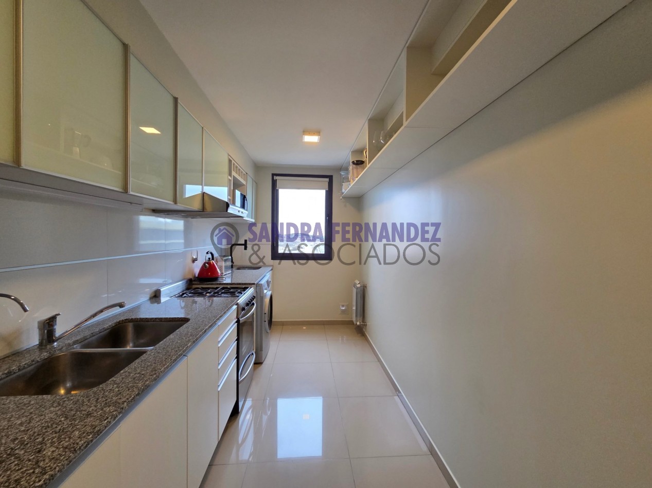Neuquen Alquiler Departamento Nivel Gerencial amoblado equipado 2 dormitorios (suite). Cochera
