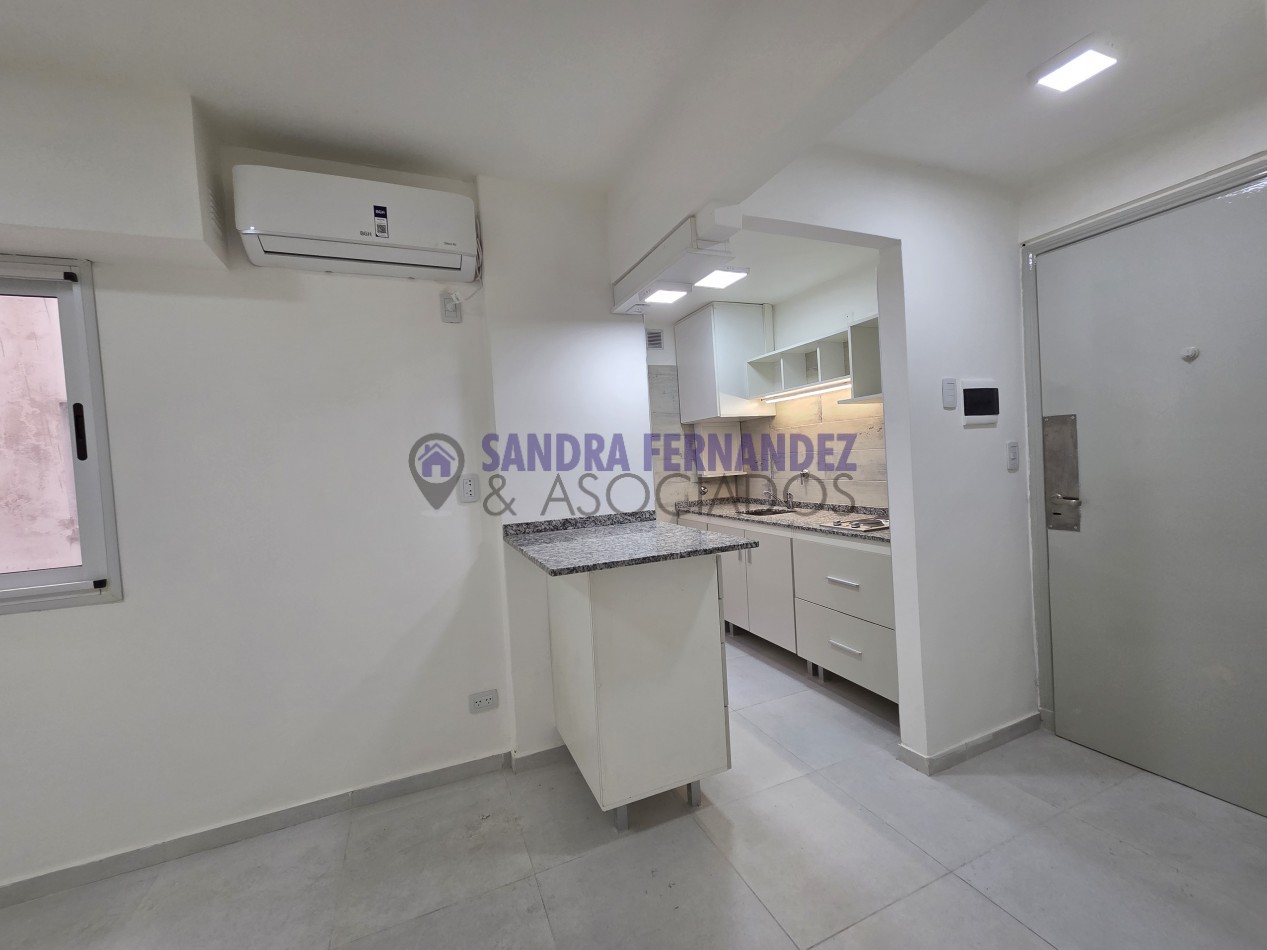 CABA MONSERRAT Alquiler Departamento 2 dormitorios remodelado a estrenar sin cochera
