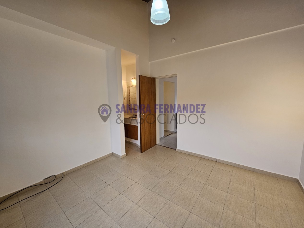 Neuquen. Alquiler. Duplex 3 dormitorios. Barrio Maria Auxiliadora