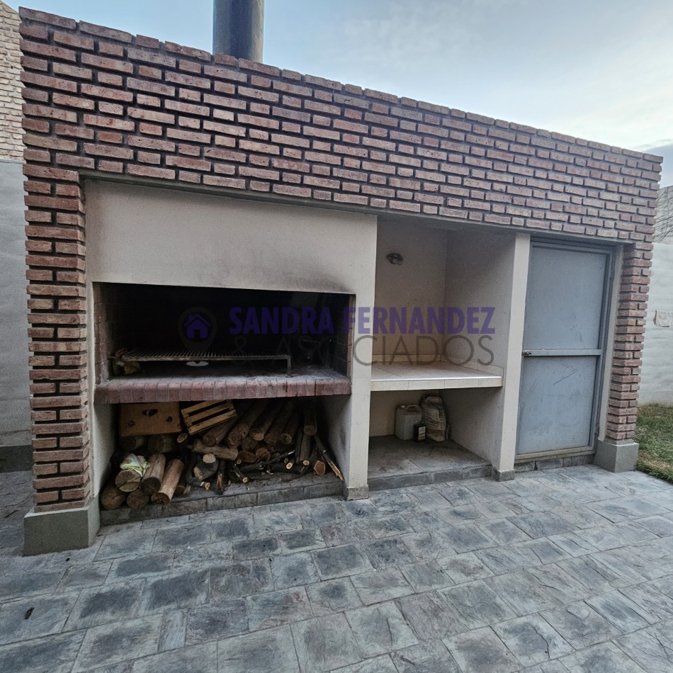 Rio Negro. Cipolletti. Venta. Casa en planta baja 3 dormitorios (suite) 
