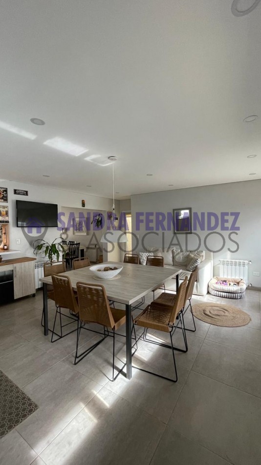 Neuquen. Alquiler Departamento 3 dormitorios amoblado o sin muebles