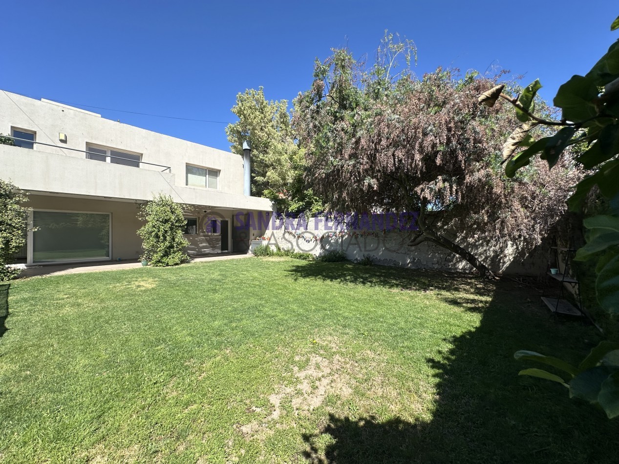 Rio Negro Cipolletti Casa 4 dormitorios Barrio Manzanar 7