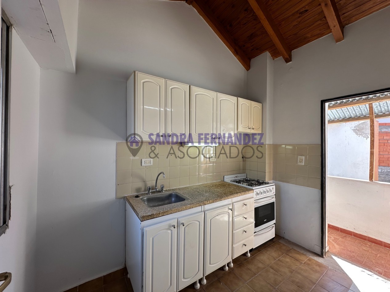 Neuquen Alquiler Departamento en Complejo en 1° piso sin cochera