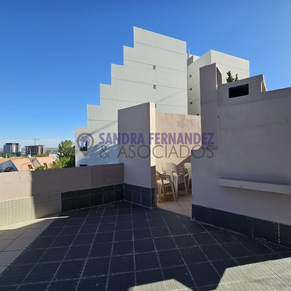 Neuquen. Alquiler. Semipiso. Santa Genoveva, Torre Dali. 2 dormitorios en suite con parrilla y terraza