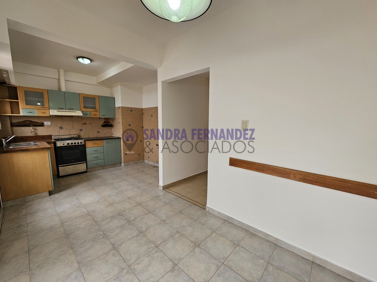 Neuquen. Alquiler. Duplex 3 dormitorios. Barrio Maria Auxiliadora