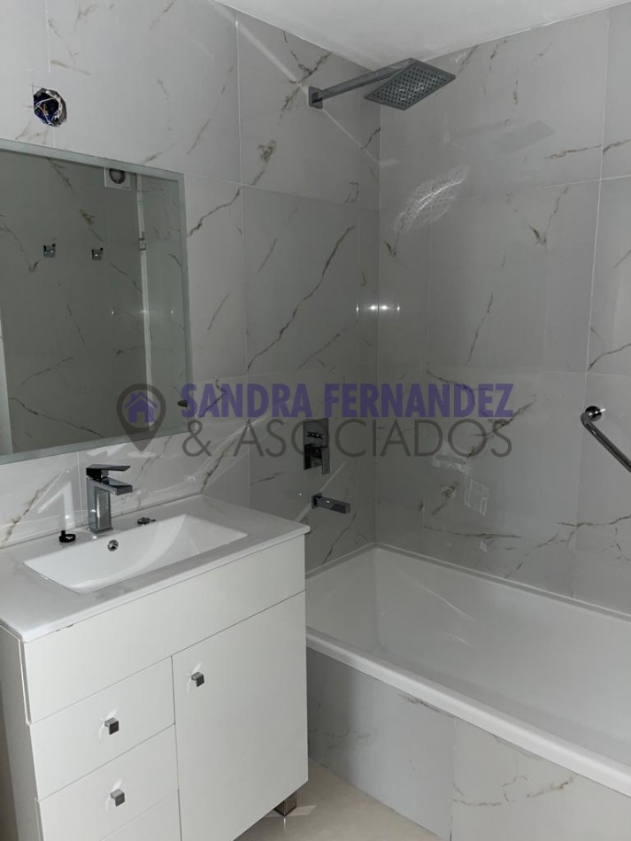 Neuquen Venta Departamento 2 dormitorios a estrenar. Cochera. Baulera Ecor J 