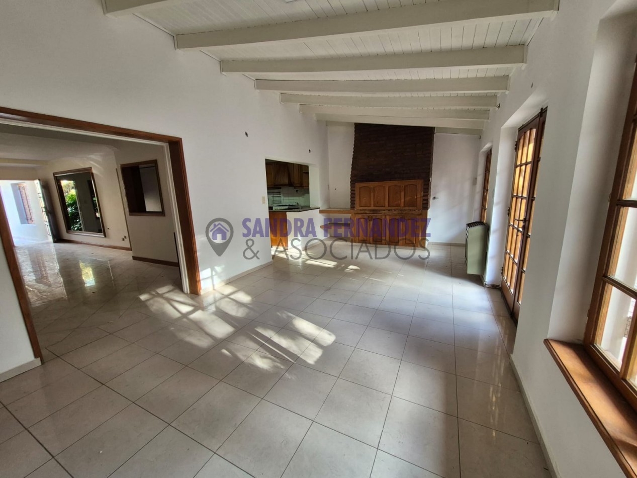 Neuquen Alquiler Casa B°Santa Genoveva