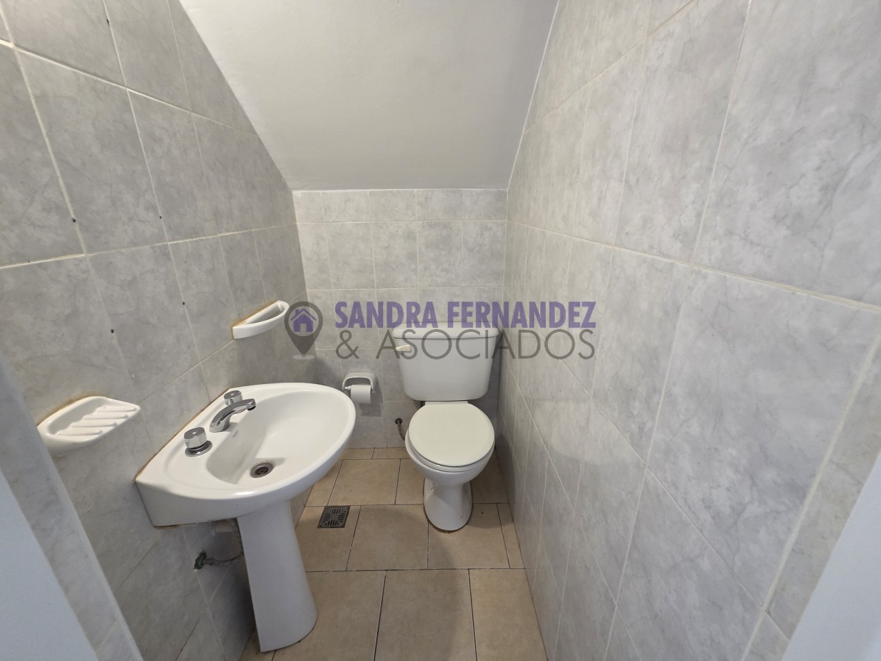 Neuquen. Alquiler. Duplex 2 dormitorios Barrio Huilliches