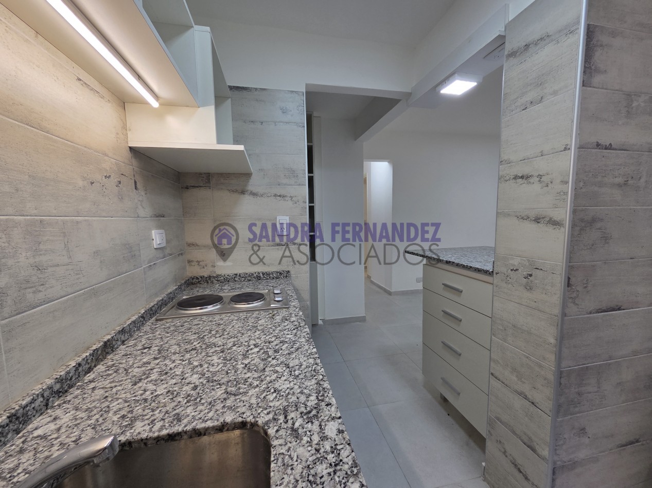 CABA MONSERRAT Alquiler Departamento 2 dormitorios remodelado a estrenar sin cochera
