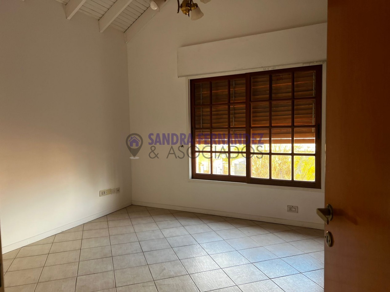 Neuquen Alquiler Casa B°Santa Genoveva
