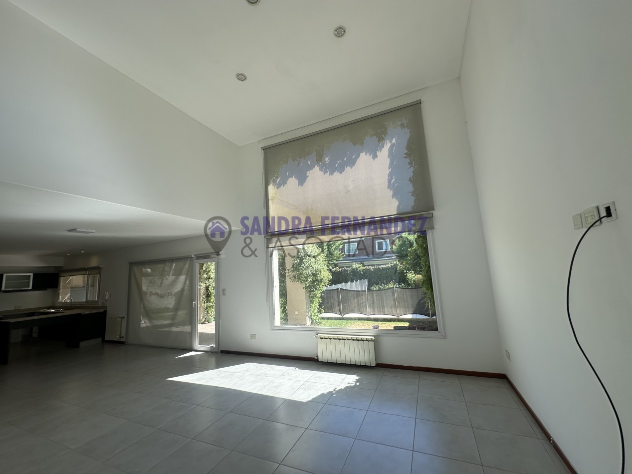 Rio Negro Cipolletti Casa 4 dormitorios Barrio Manzanar 7