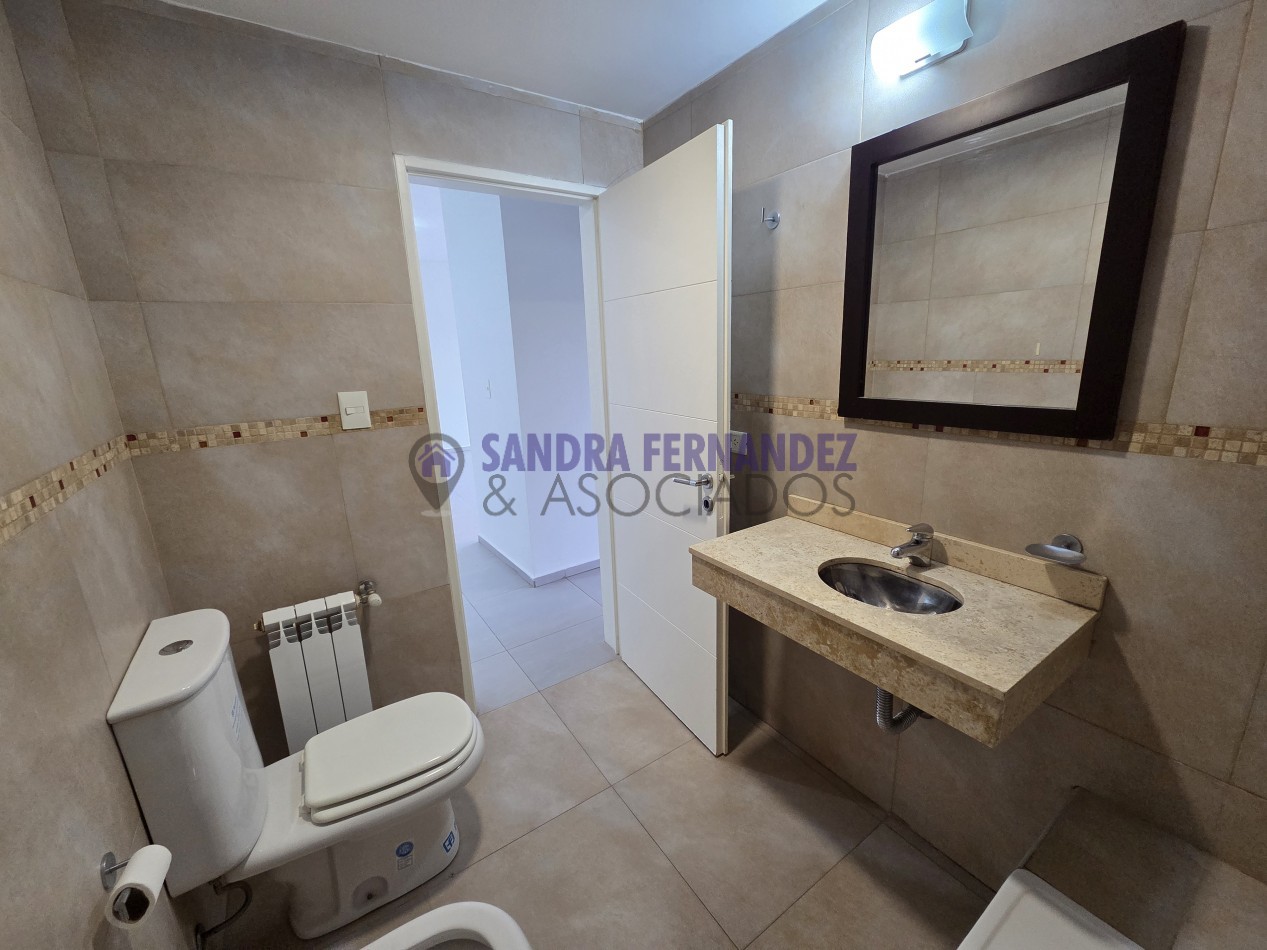 Rio Negro Cipolletti Alquiler Departamento 1 dormitorio  con cohcera