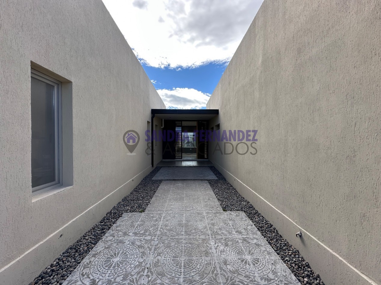 Neuquen Alquiler A ESTRENAR Casa en una sola planta 3 dormitorios, todos en suite Barrio Cerrado Sauces del Limay 