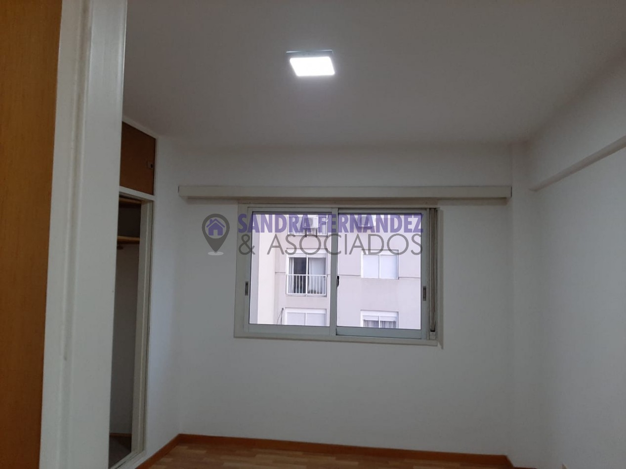 Neuquen. Alquiler. Departamento 2 dormitorios con cochera Zona Policlinico/Hospital Castro Rendon