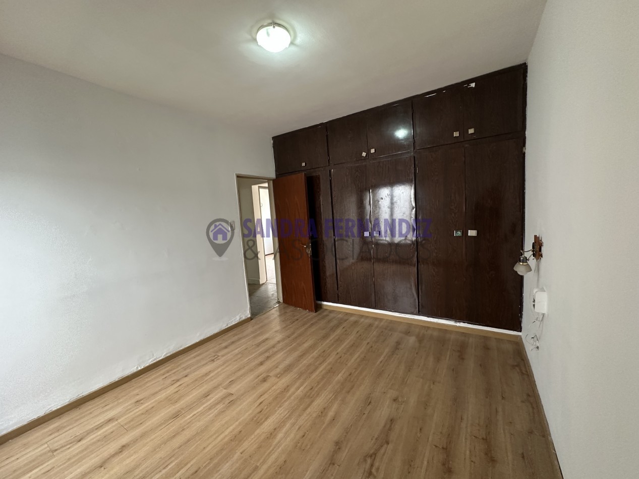 Neuquen Alquiler Casa en una sola planta 