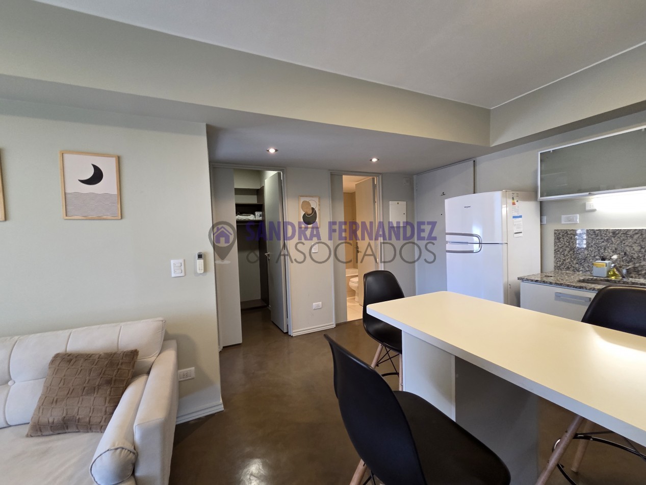 Buenos Aires. CABA. San Telmo. Torre Quartier San Telmo. Cercano a: UADE-UCA-UTN 1 dormitorio Cochera Opcional
