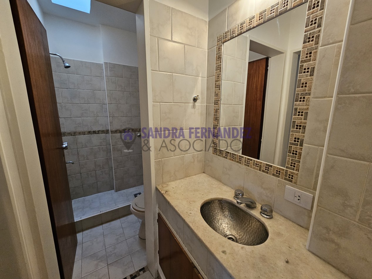 Neuquen. Alquiler. Duplex 3 dormitorios. Barrio Maria Auxiliadora