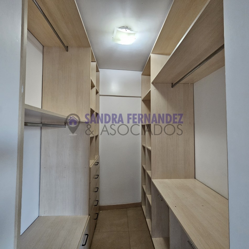 Neuquen Alquiler Departamento semipiso 2 dorm B° Santa Genoveva