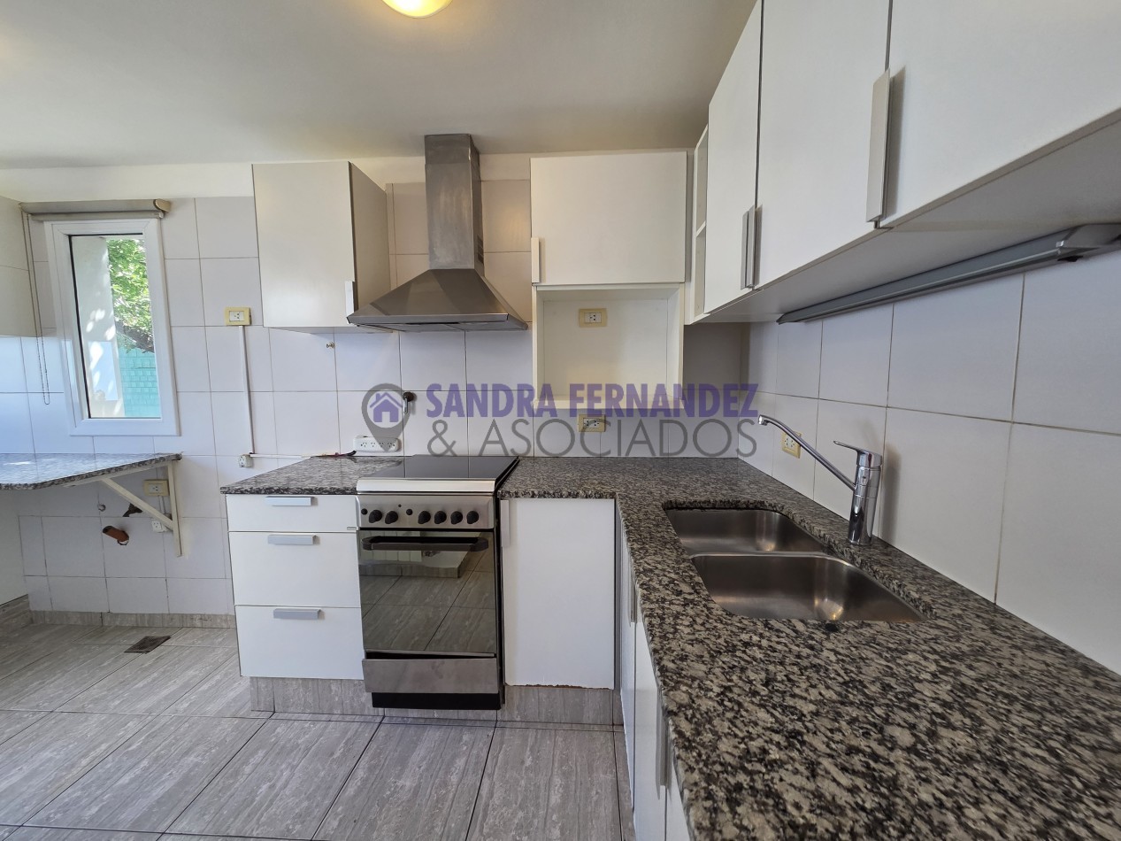 Neuquen Alquiler Duplex 3 dormitorios(suite) Jardines del Rey