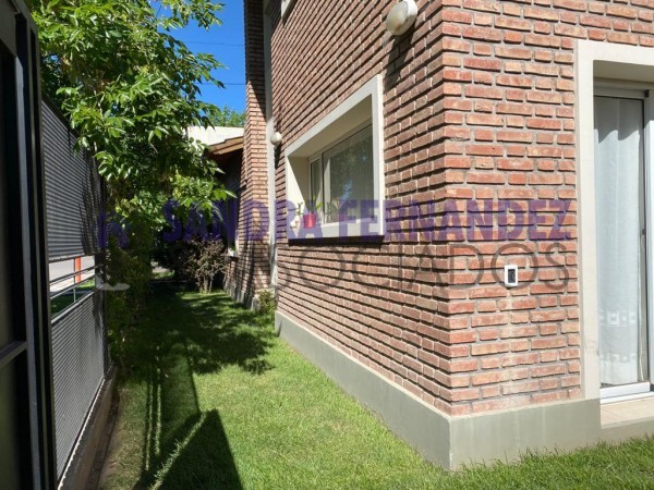 Rio Negro. Cipolletti. Venta. Casa en planta baja 3 dormitorios (suite) 