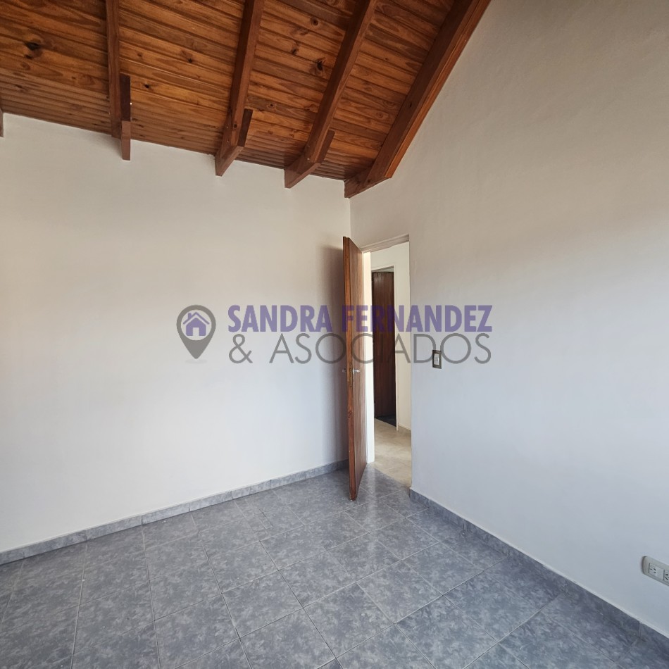 Neuquen. Alquiler. Duplex 3 dormitorios Zona Ruca Che