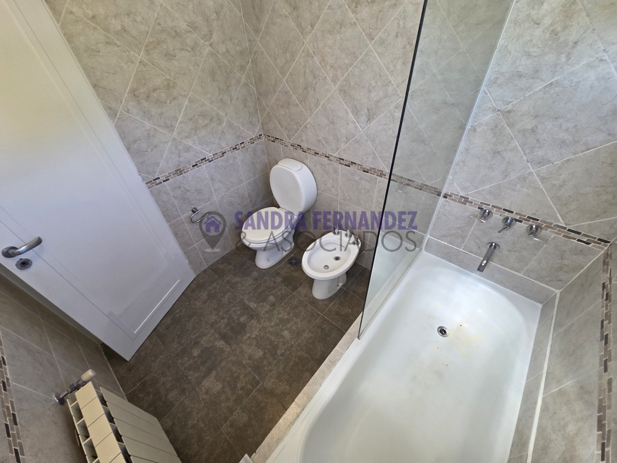 Neuquen Alquiler Duplex 3 dormitorios(suite) Jardines del Rey