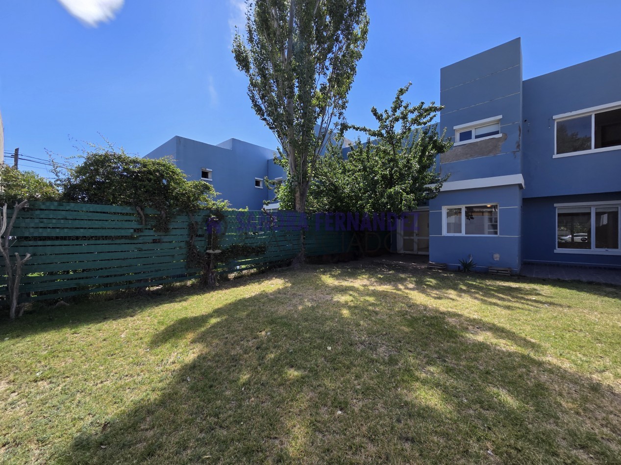 Neuquen Alquiler Duplex 3 dormitorios(suite) Jardines del Rey