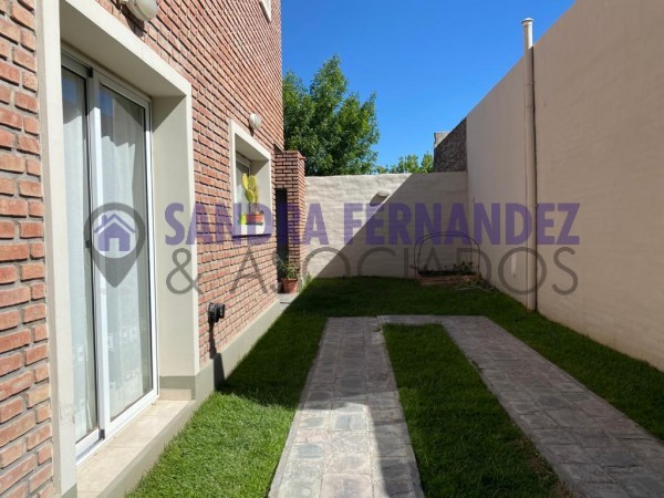 Rio Negro. Cipolletti. Venta. Casa en planta baja 3 dormitorios (suite) 