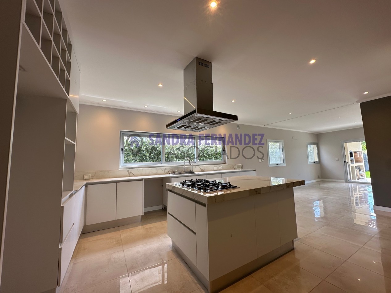 Neuquen Alquiler A ESTRENAR Casa en una sola planta 3 dormitorios, todos en suite Barrio Cerrado Sauces del Limay 