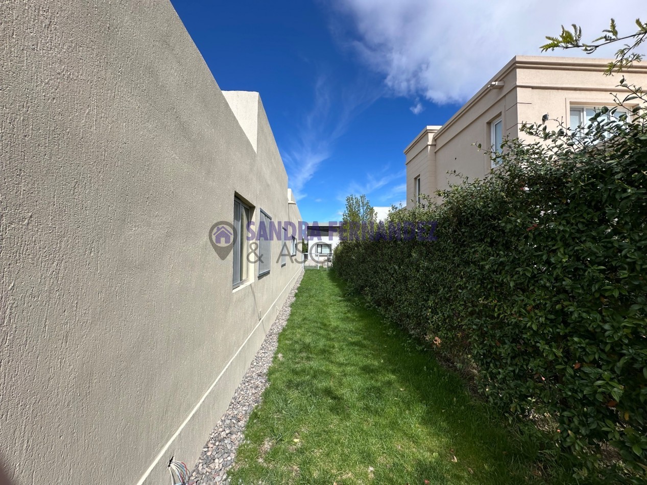 Neuquen Alquiler A ESTRENAR Casa en una sola planta 3 dormitorios, todos en suite Barrio Cerrado Sauces del Limay 