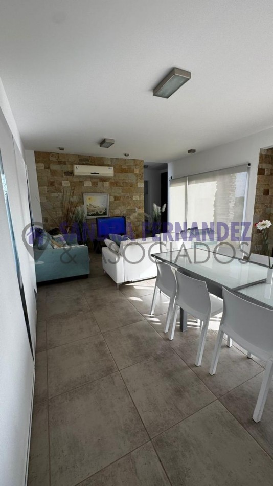  Neuquen. ALQUILER/VENTA La Peninsula Casa amoblada equipada 3 dormitorios