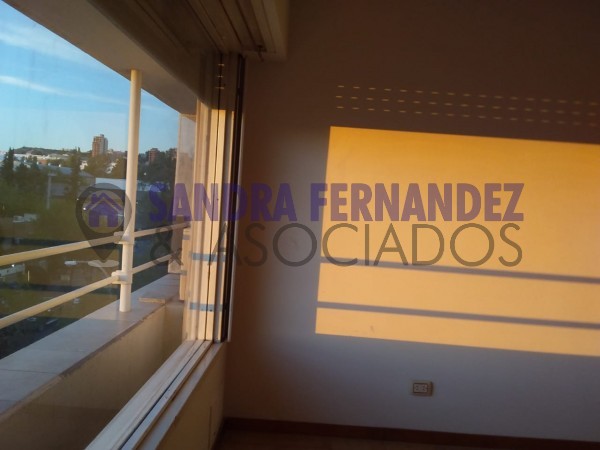 Neuquen. Alquiler Departamento 1 dorm Zona San Lucas. B° Maria Auxiliadora